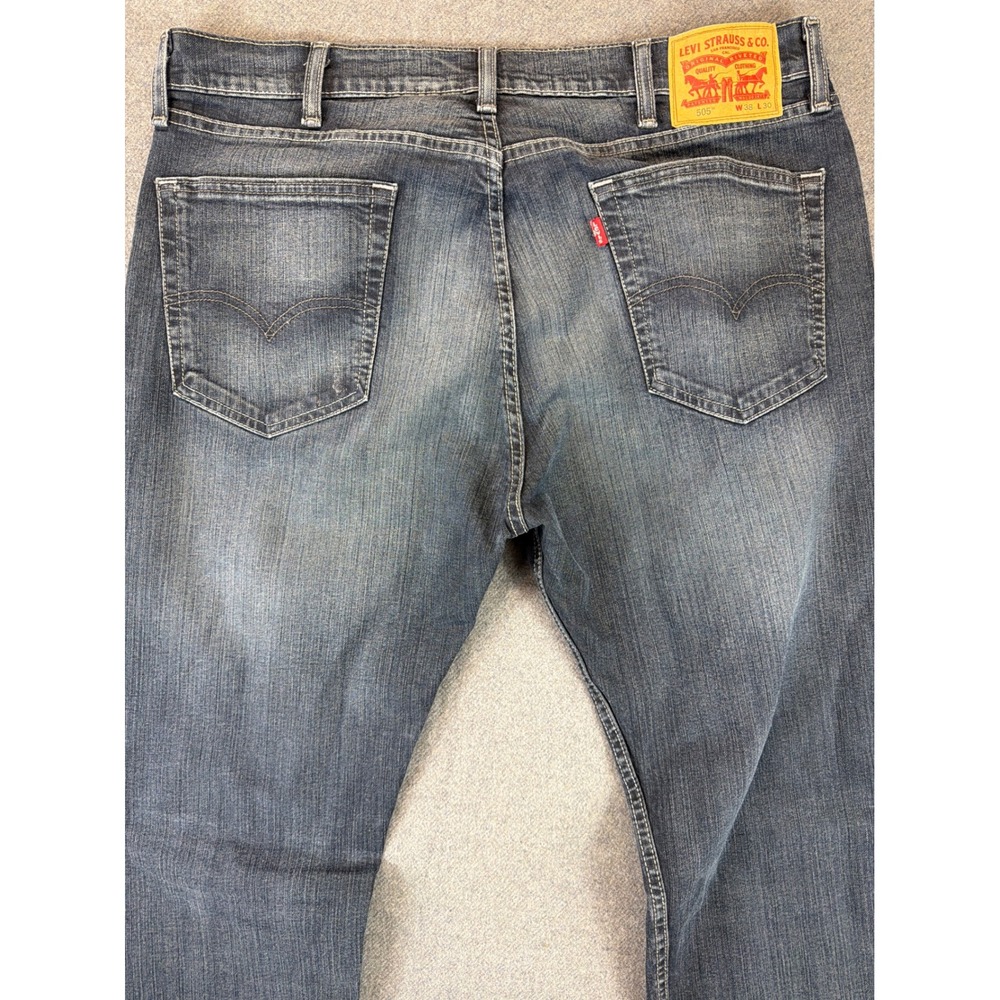 Levi's 505 Regular Fit Jeans Mens 38x31 Blue Medium Wash Straight Leg Denim - Picture 4 of 11